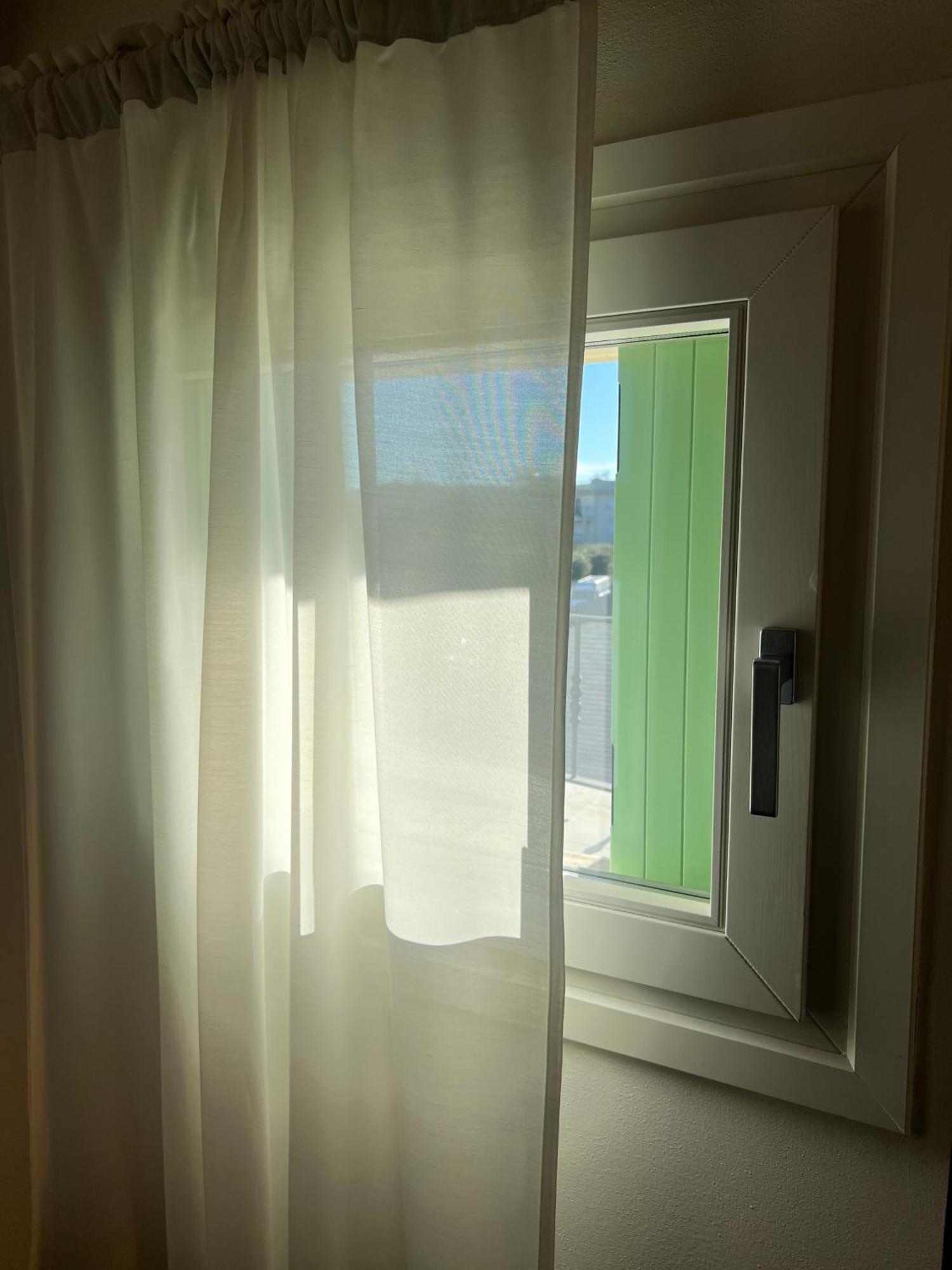Del Aparthotel *