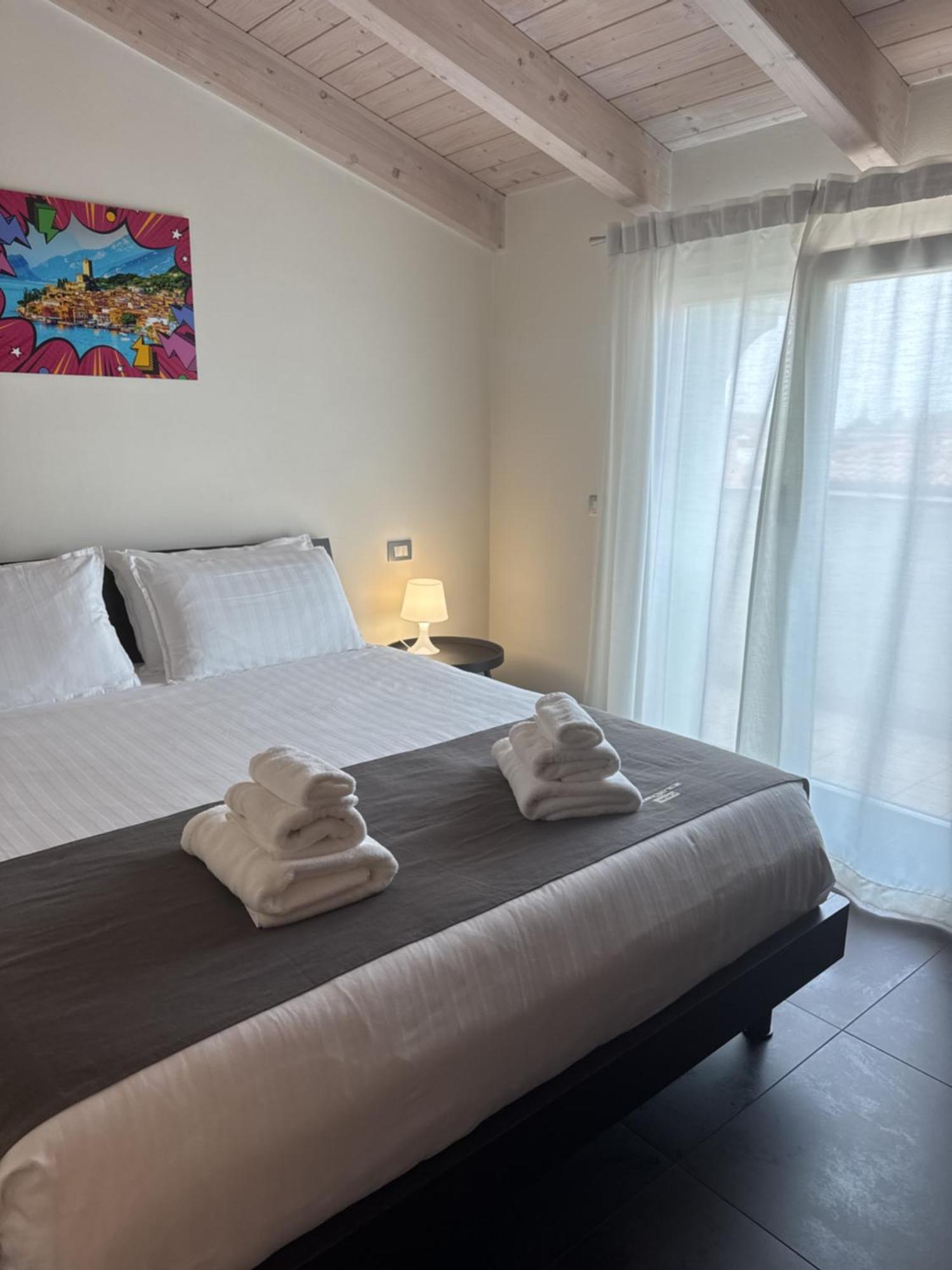 Del Aparthotel *