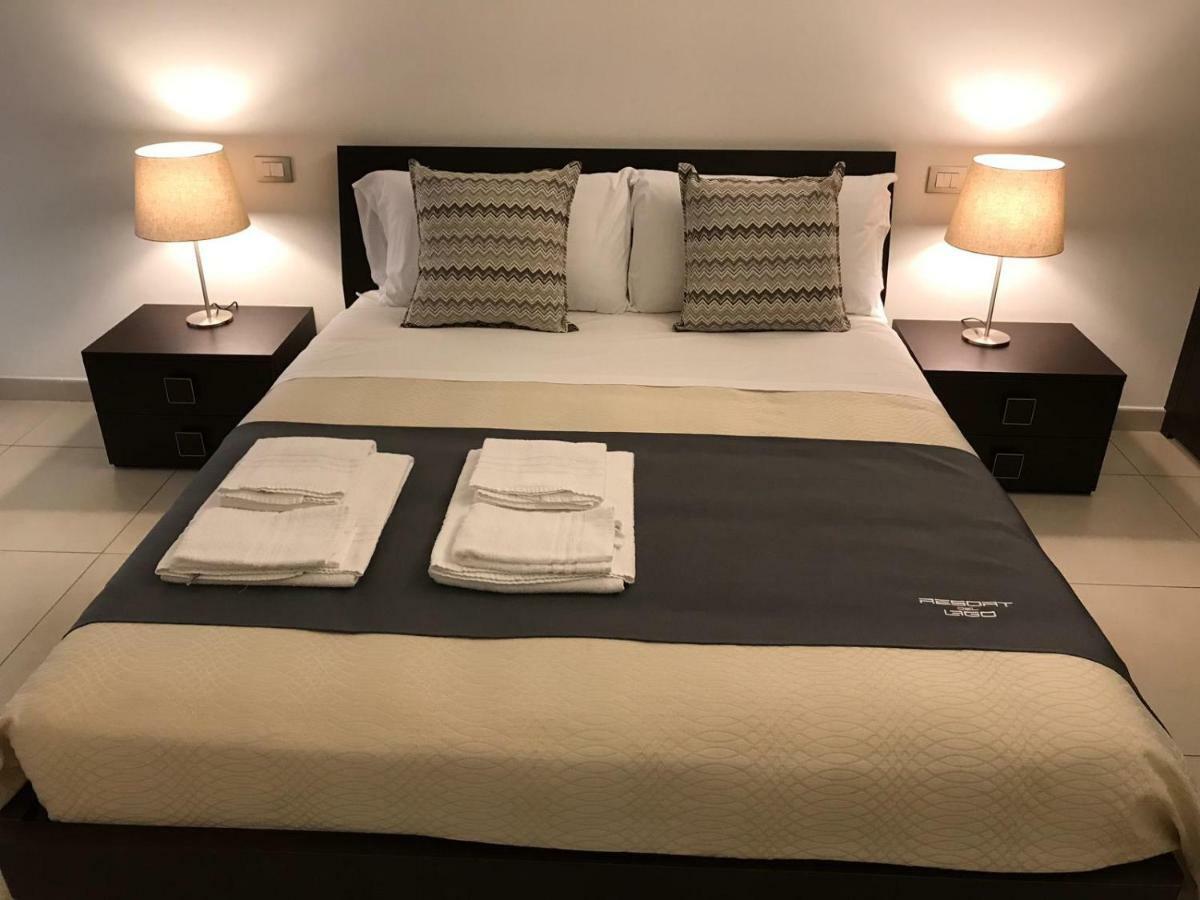 Del Apart-hotel *